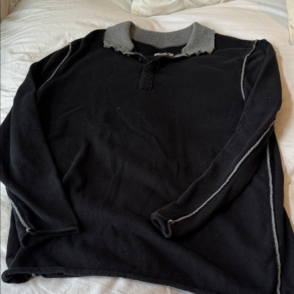 Men's Black and Gray Crewneck Sweater